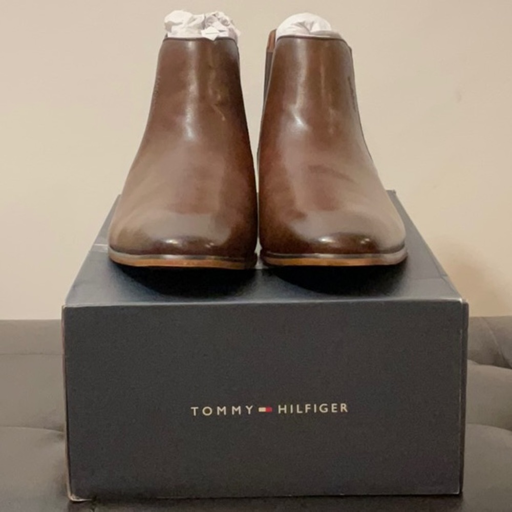 Tommy Hilfiger Brown Chukka Boots for Men